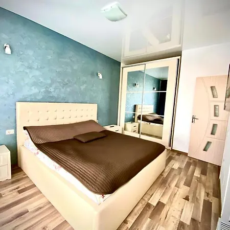Apartament Langa *